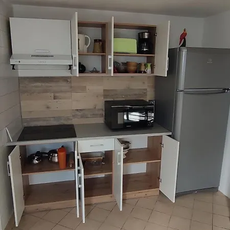 4 Personnes A 20 Mn Futuroscope Champigny en Rochereau