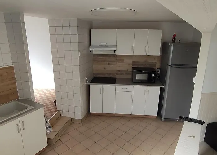 4 Personnes A 20 Mn Futuroscope